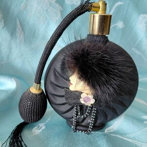 Elegant Black Perfume Atomizer with Lady In Fur Accent